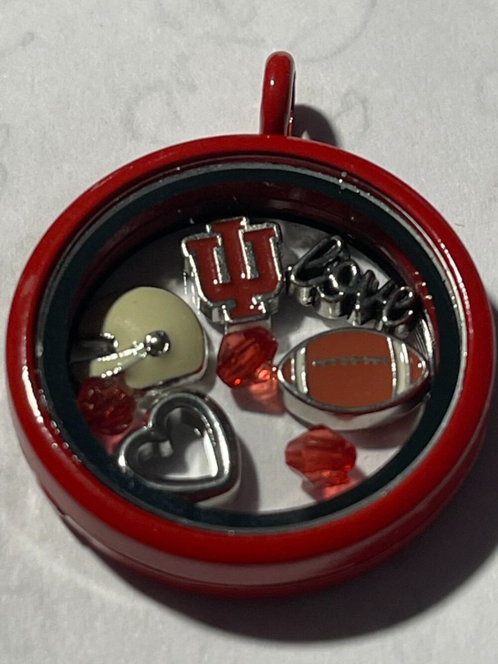 Indiana Hoosiers NCAA Memory Charm Locket w/ 22 IN chain NEW